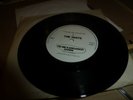 RARE PUNK - THE TARTS -  TIE ME KANGAROO DOWN / GENE QUEENIE (1981, UK 1ST PRES