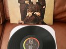 Introducing The Beatles 1964 Vee-Jay 1062 Brackets Color Band 2nd Version