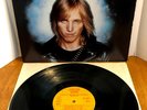 Tom Petty & The Heartbreakers (self-titled debut) Vinyl LP Shelter SRL52006 1976
