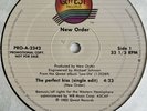NEW ORDER -Perfect Kiss- Rare US Promo 12” Featuring ‘Live Video’ Version /Vinyl