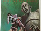 Queen LP News Of The World VG+ Elektra 6E-112 Lyric Inner First Press Gatefold