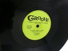 The Nitecaps DOO WOP 78 A KISS AND A VOW BY MY GIRL Groove STRONG VG cond. SW 10