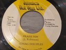 Young diciples praise him 7