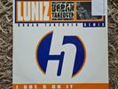 Aphrodite/Mickey Finn/Urban Takeover - I Got 5 On It (12