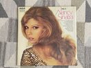 This Is Nancy Sinatra Double gatefold Vinyl LP - rare mispress. NM/EX