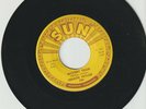 VERNON TAYLOR-SWEET & EASY TO LOVE b/w MYSTERY TRAIN -ROCKABILLY SUN ORIG.45 RPM