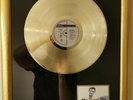Disque d'or Johnny Hallyday 