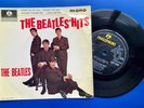 THE BEATLES    THE BEATLES HITS    SUPER RARE “SOLID CENTRE” RELEASE    