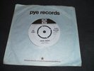 The Kinks - David Watts / Autumn Almanac - 1967 UK Export