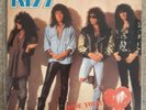 KISS - Hide Your Heart - 7