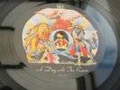 Queen A DAY AT THE RACES 1976 UK LP A-1U/B-1U EX++/NEAR MINT - LISTEN