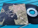 DAVID BOWIE autograph LET's DANCE 45t signed live concert tour collectors rare