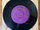 RARE ELVIS PRESLEY ALL SHOOK UP 1957 UK SINGLE ON PURPLE / GOLD HMV 45-POP 359