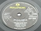 SUPER RARE  THE BEATLES Hits SOLID CENTRE 1968 Pressing  SIUK Sold In UK WOW