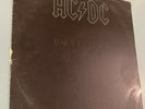 AC/DC ?– Back In Black 12
