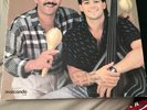 la exclusiva record signed