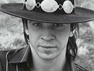 Vaughan, Stevie Ray & Double Trouble - The Essential Stevie Ray Vaughan And D...