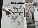 SCORPIONS „CRAZY WORLD“ SIGNED BY THE WHOLE BAND – SIGNIERT VON DER GANZEN BAND