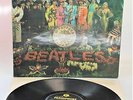 THE BEATLES 'Sgt Pepper's Lonely Hearts Club Band' 1967 LP Black/Yellow - D24