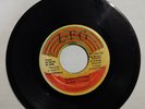 BISHOP RICHARD - REGGAE SHOWTIME // VERSION [ L.F.G ]   [ MOY004 ]