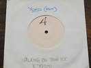 YOKO ONO   WALKING ON THIN ICE (EDIT)   UK WHITE LABEL TEST PRESS PROMO 7