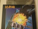 Def Leppard - Pyromania 2nd press late 83 USED VINYL LP cover ex+/ vinyl NM