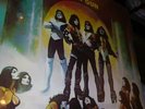 Kiss Sealed NBLP 7057-7.98 1st pressing LOVE GUN LP COMPLETE w Uncut Gun Rare