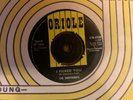 Oriole 45  The Aristocrats I picked you/The girl with the laughing eyes CB1928