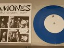 Very rare,The Ramones, Blitzkrieg Bop,blue vinyl 7