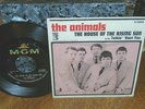 * * CLEAN M- ANIMALS PICTURE SLEEVE with #1 SMASH 