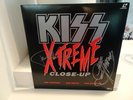 KISS EXTREME CLOSE UP LASER DISC SIGNED BY GENE SIMMONS+ PAUL STANLEY