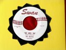 BEATLES  SHE LOVES YOU  I'LL GET YOU  RED PRINT  NEAR MINT   ROCK POP