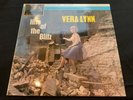 ++ SIGNED ++ Vera Lynn ‘Hits Of The Blitz’  EMI LP CSD 1457