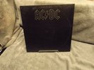 AC DC/ BACK IN BLACK / VG++ TO NEAR MINT VINYL'S CONDITION