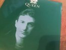 SPREAD YOUR WINGS QUEEN 1000 - JOHN DEACON CARNABY ST GREEN VINYL 0551 / 1000