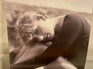 Taylor Swift. 7