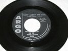 Yvonne Baker & The Sensations - Party Across The Hall - Argo - doo wop - LISTEN