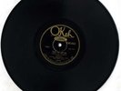 LOUIS ARMSTRONG & HIS HOT FIVE-Skip The Gutter/Knee Drops–OKEH 8631 1928 JAZZ 78