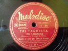 CHANTE EN RUSSE SARAH GORBY- TRI TANKISTA/ VESIOLII VETER- MELODISC N° LS-38