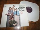 THE BEATLES - YESTERDAY...AND TODAY - CAPITOL RECORDS ST-2553 LP