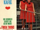 SI: Vogue Die Twen Twins: Goldener Käfig / Im Sommer gabst du dein Wort