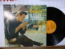 WAYLON JENNINGS HANGIN ON NEAR MINT VINYL LP STEREO