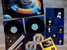 ELO / ELECTRIC LIGHT ORCHESTRA - OUT OF THE BLUE - 2 LP's - US - 1977 - FOC JET