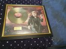 Disque En Or De Johnny allumer le feu