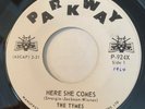 NORTHERN SOUL The Tymes HERE SHE COMES Parkway 45 rare Canadian pressing NM