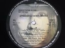 Yoko Ono: Approximately Infinite Universe DEMO 2 x LP. UK Apple press.