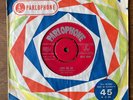 Beatles LOVE ME DO Parlophone 45-R 4949