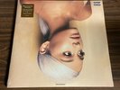 ARIANA GRANDE 'Sweetener' PEACH COLORED Vinyl U.S. LIMITED EDITION 2019 2-LP Set