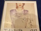 Taylor Swift - 1989 - Vinyl LP Gatefold on Big Machine. Signed Good Condition