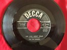 Five Secrets, Decca 30350, See You Next Year & Queen Bee, Nice group ballad VG+